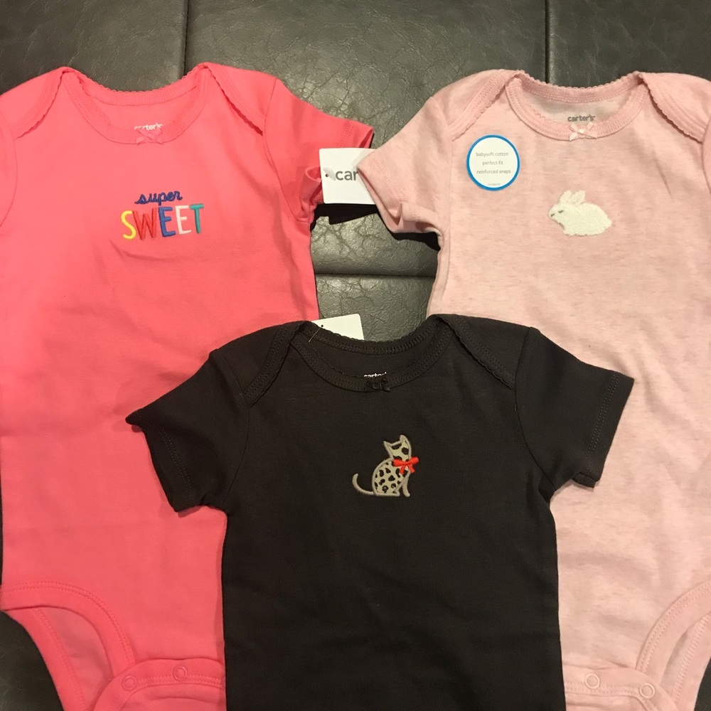 Carter’s - 3-pack short sleeves bodysuits size 12 months